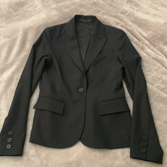 Theory Black Blazer Size 2 - Picture 4 of 5